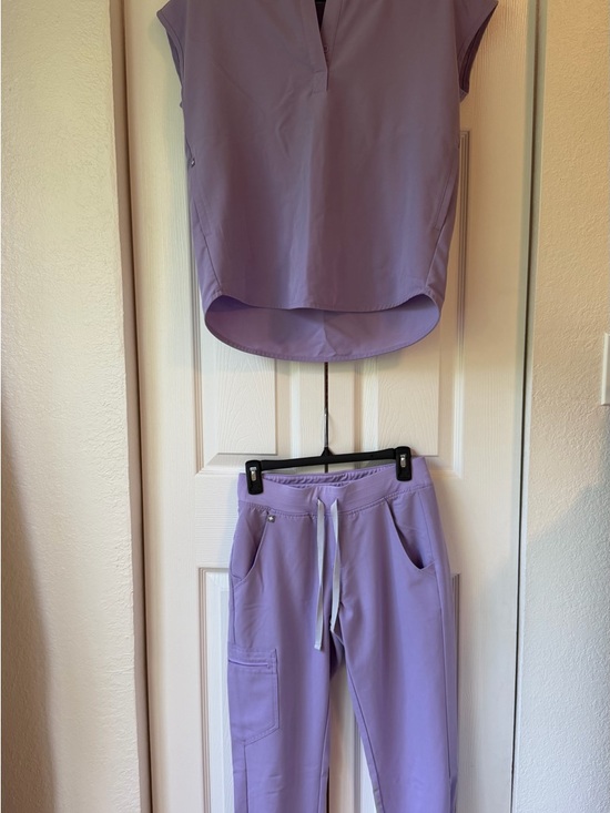 Figs Other - Figs Lavender/purple scrub set